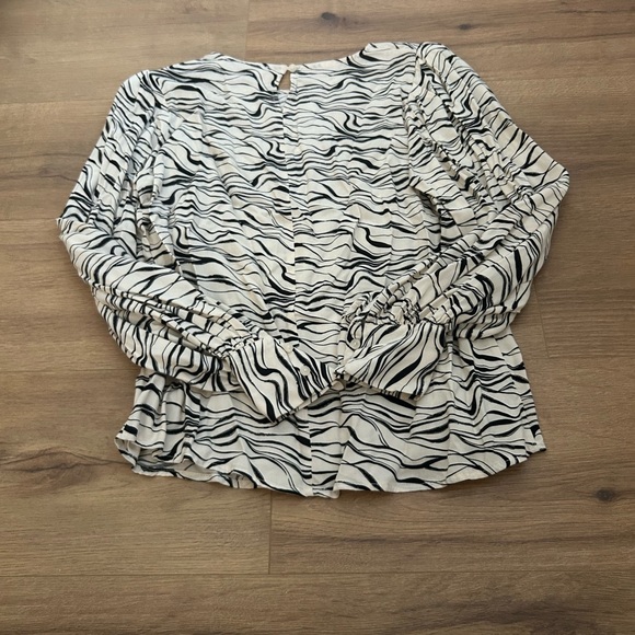 Philosophy Tops - Philosophy Black and White Print Blouse